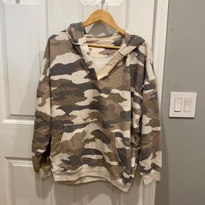Oversized Aerie camo hoodie